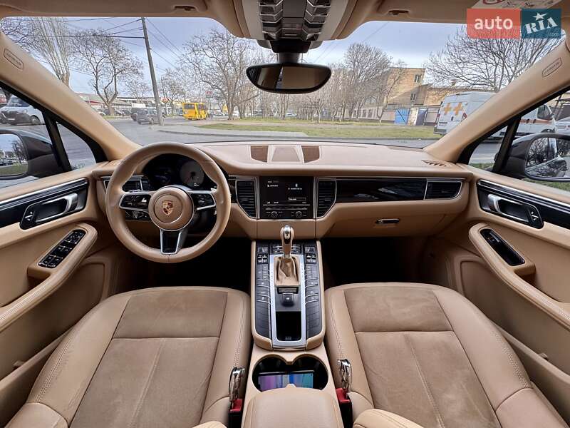 Позашляховик / Кросовер Porsche Macan 2014 в Одесі