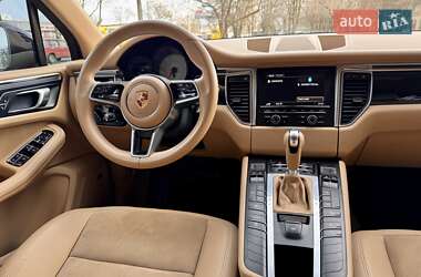 Внедорожник / Кроссовер Porsche Macan 2014 в 