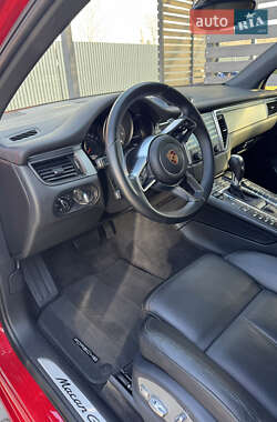 Внедорожник / Кроссовер Porsche Macan 2016 в 
