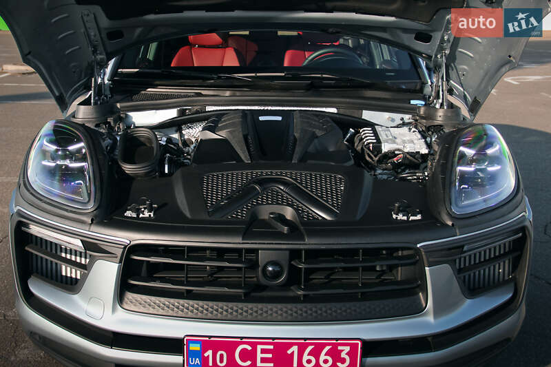 Позашляховик / Кросовер Porsche Macan 2024 в Києві