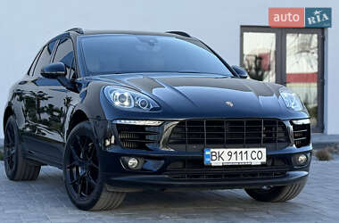 Внедорожник / Кроссовер Porsche Macan 2017 в 