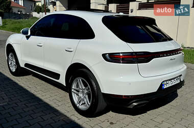 Внедорожник / Кроссовер Porsche Macan 2021 в 