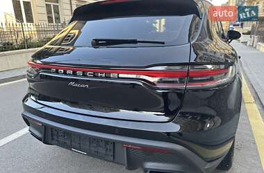 Позашляховик / Кросовер Porsche Macan 2025 в 