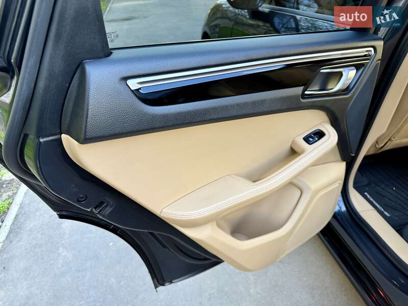 Внедорожник / Кроссовер Porsche Macan 2016 в Одессе фото 97 Внедорожник / Кроссовер Porsche Macan 2016 в Одессе