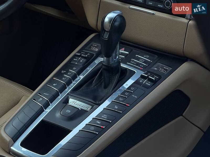 Внедорожник / Кроссовер Porsche Macan 2017 в Черновцах