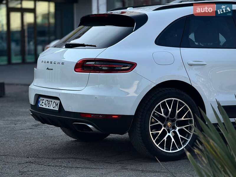 Внедорожник / Кроссовер Porsche Macan 2017 в Черновцах