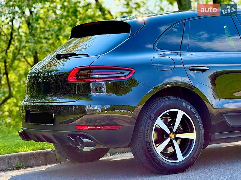 Внедорожник / Кроссовер Porsche Macan 2018 в Киеве