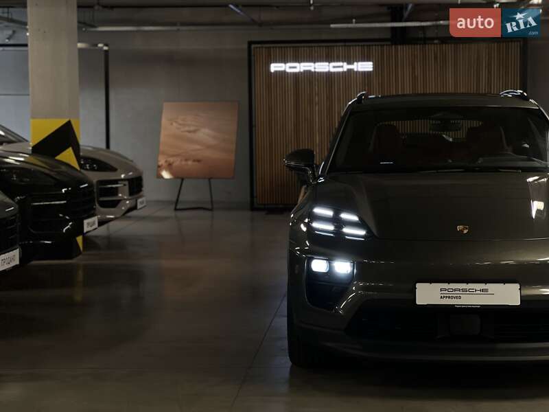 Позашляховик / Кросовер Porsche Macan 2024 в Києві