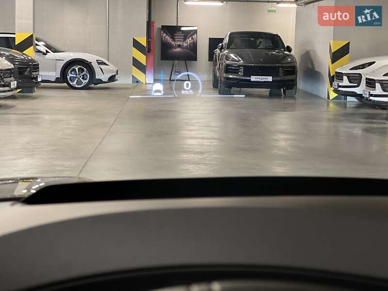 Позашляховик / Кросовер Porsche Macan 2024 в Києві