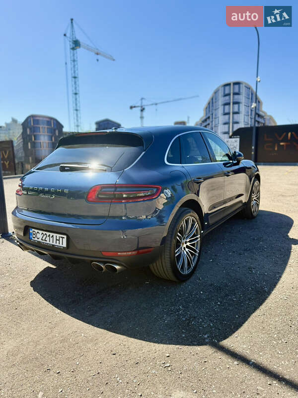 Porsche Macan 2014
