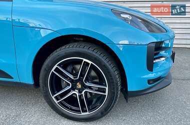 Внедорожник / Кроссовер Porsche Macan 2018 в 
