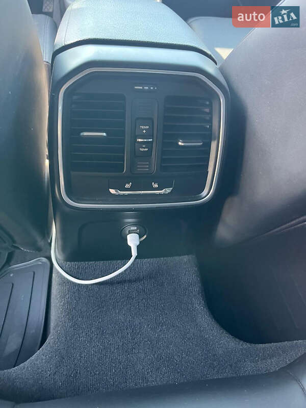 Внедорожник / Кроссовер Porsche Macan 2017 в Львове