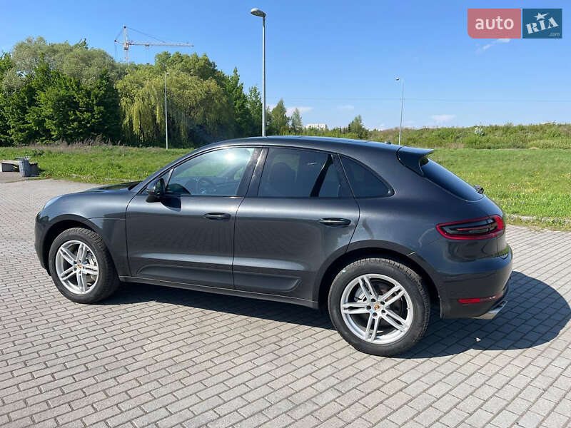 Внедорожник / Кроссовер Porsche Macan 2017 в Львове