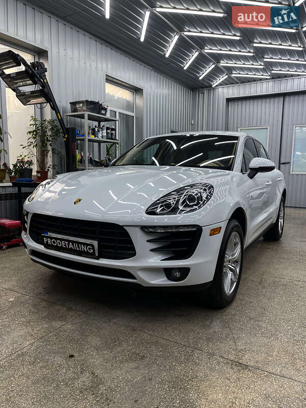 Porsche Macan 2016