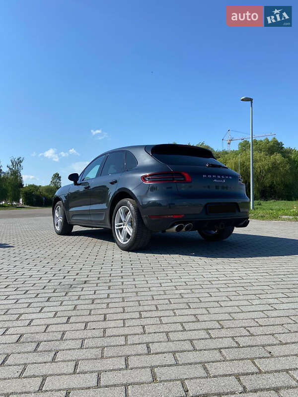 Внедорожник / Кроссовер Porsche Macan 2017 в Львове