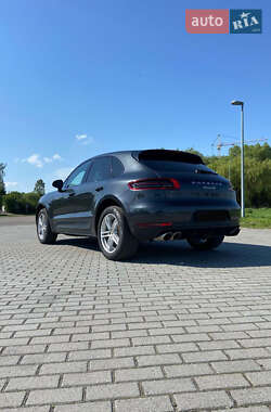 Внедорожник / Кроссовер Porsche Macan 2017 в 