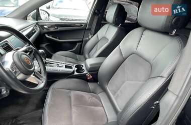 Позашляховик / Кросовер Porsche Macan 2017 в 