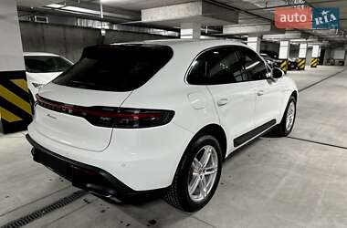 Позашляховик / Кросовер Porsche Macan 2022 в 