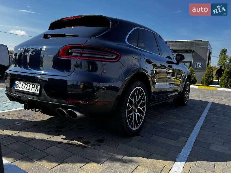 Внедорожник / Кроссовер Porsche Macan 2016 в Ирпене