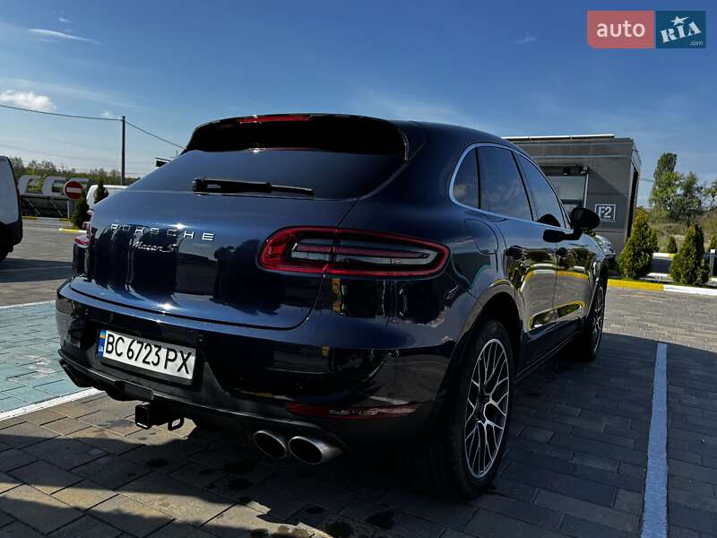 Внедорожник / Кроссовер Porsche Macan 2016 в Ирпене