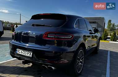 Внедорожник / Кроссовер Porsche Macan 2016 в 