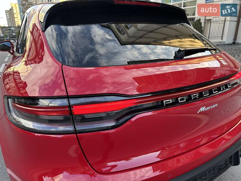 Внедорожник / Кроссовер Porsche Macan 2023 в Киеве