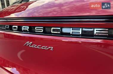 Внедорожник / Кроссовер Porsche Macan 2023 в 