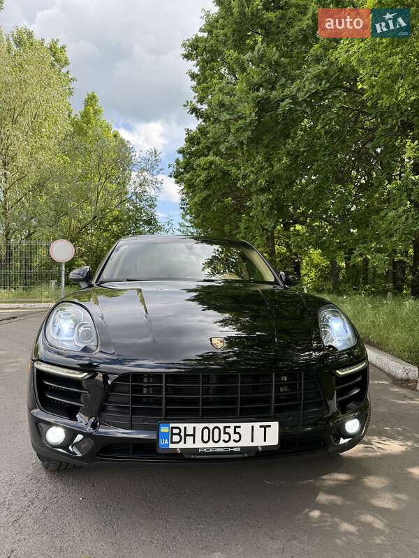 Позашляховик / Кросовер Porsche Macan 2015 в Одесі