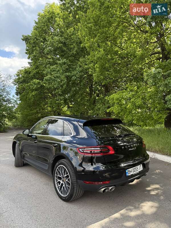 Позашляховик / Кросовер Porsche Macan 2015 в Одесі