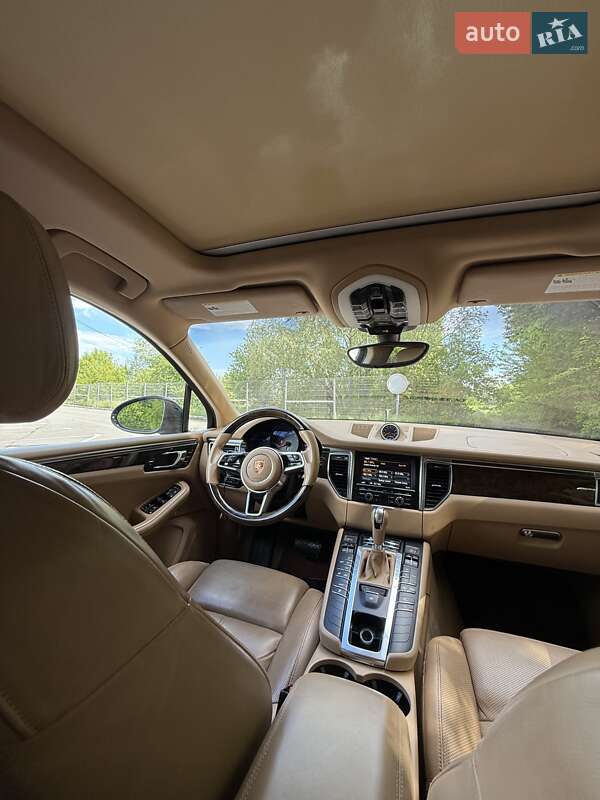 Позашляховик / Кросовер Porsche Macan 2015 в Одесі