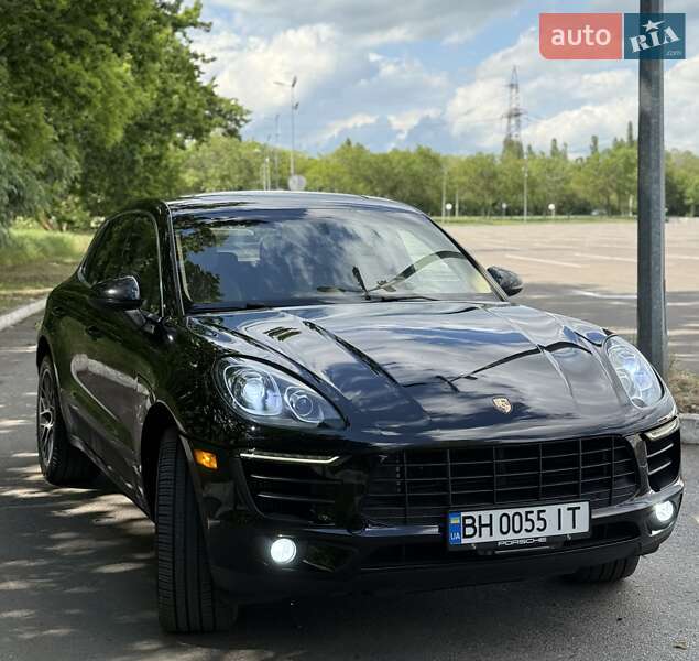 Позашляховик / Кросовер Porsche Macan 2015 в Одесі