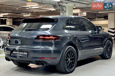 Внедорожник / Кроссовер Porsche Macan 2016 в 