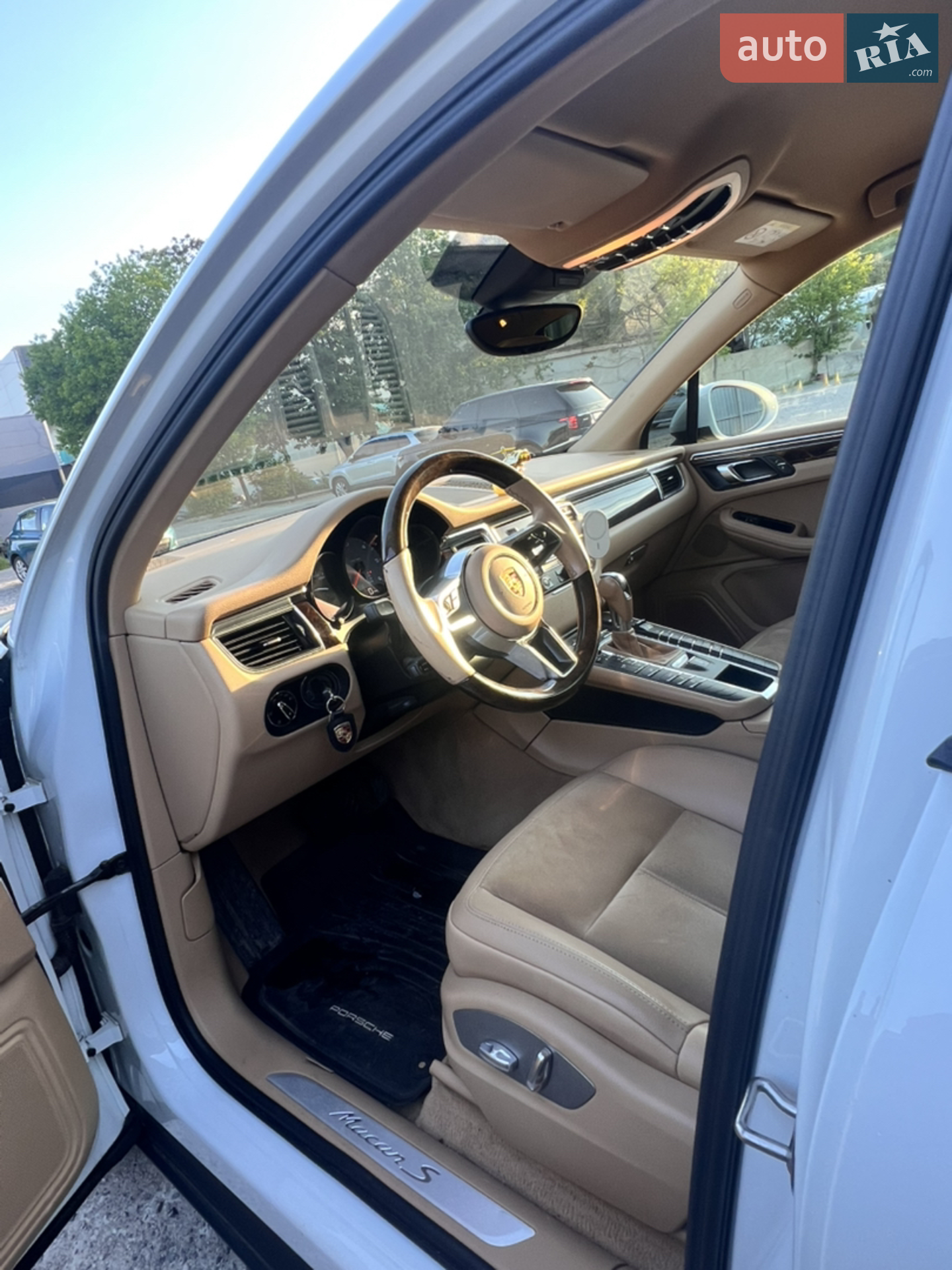 2015 Porsche Macan - мініатюра 23
