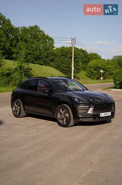Позашляховик / Кросовер Porsche Macan 2023 в 