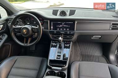 Внедорожник / Кроссовер Porsche Macan 2022 в 