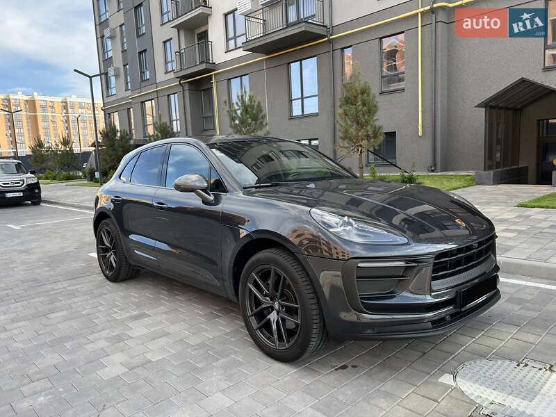 Внедорожник / Кроссовер Porsche Macan 2022 в 