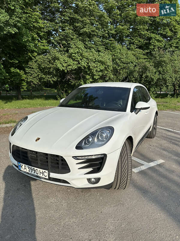 Внедорожник / Кроссовер Porsche Macan 2014 в Киеве