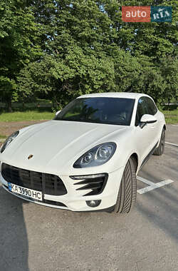 Внедорожник / Кроссовер Porsche Macan 2014 в 