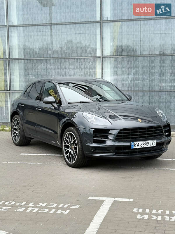 Porsche Macan 2020