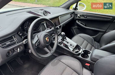 Внедорожник / Кроссовер Porsche Macan 2023 в 