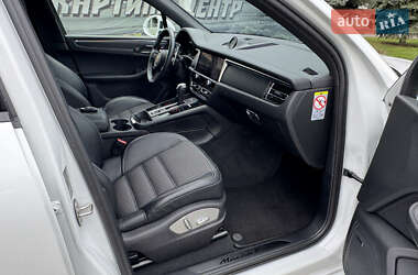 Внедорожник / Кроссовер Porsche Macan 2023 в 