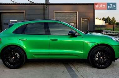 Позашляховик / Кросовер Porsche Macan 2015 в 