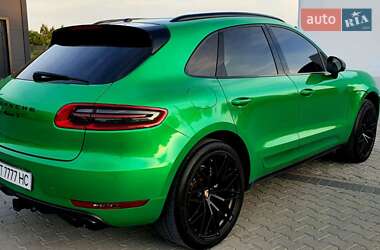 Позашляховик / Кросовер Porsche Macan 2015 в 