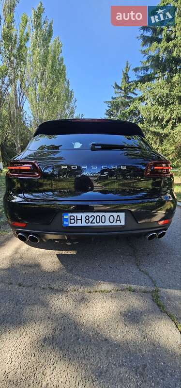 Внедорожник / Кроссовер Porsche Macan 2014 в Одессе