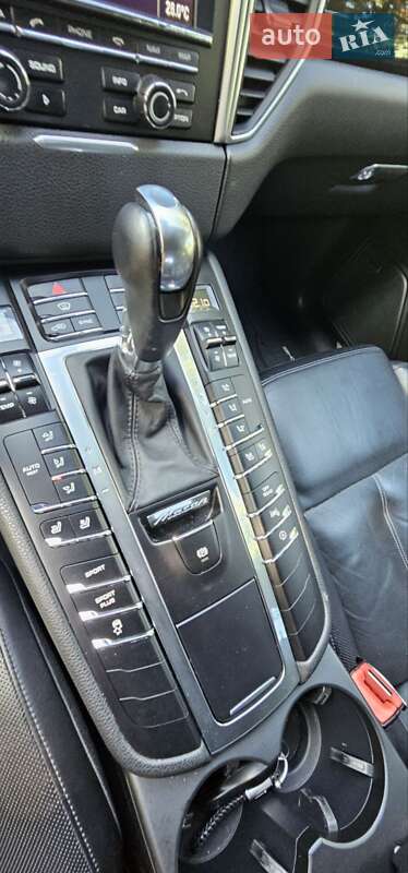 Внедорожник / Кроссовер Porsche Macan 2014 в Одессе
