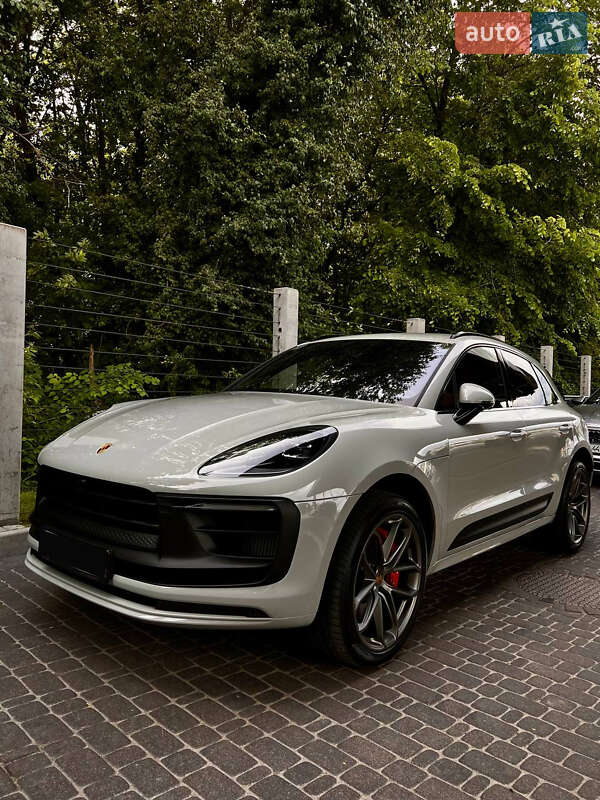 Внедорожник / Кроссовер Porsche Macan 2022 в 