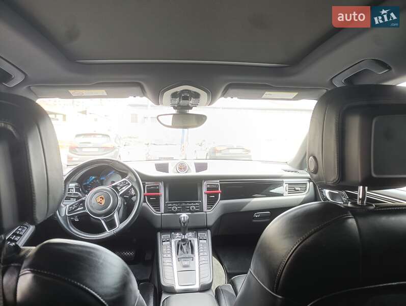Внедорожник / Кроссовер Porsche Macan 2015 в Киеве
