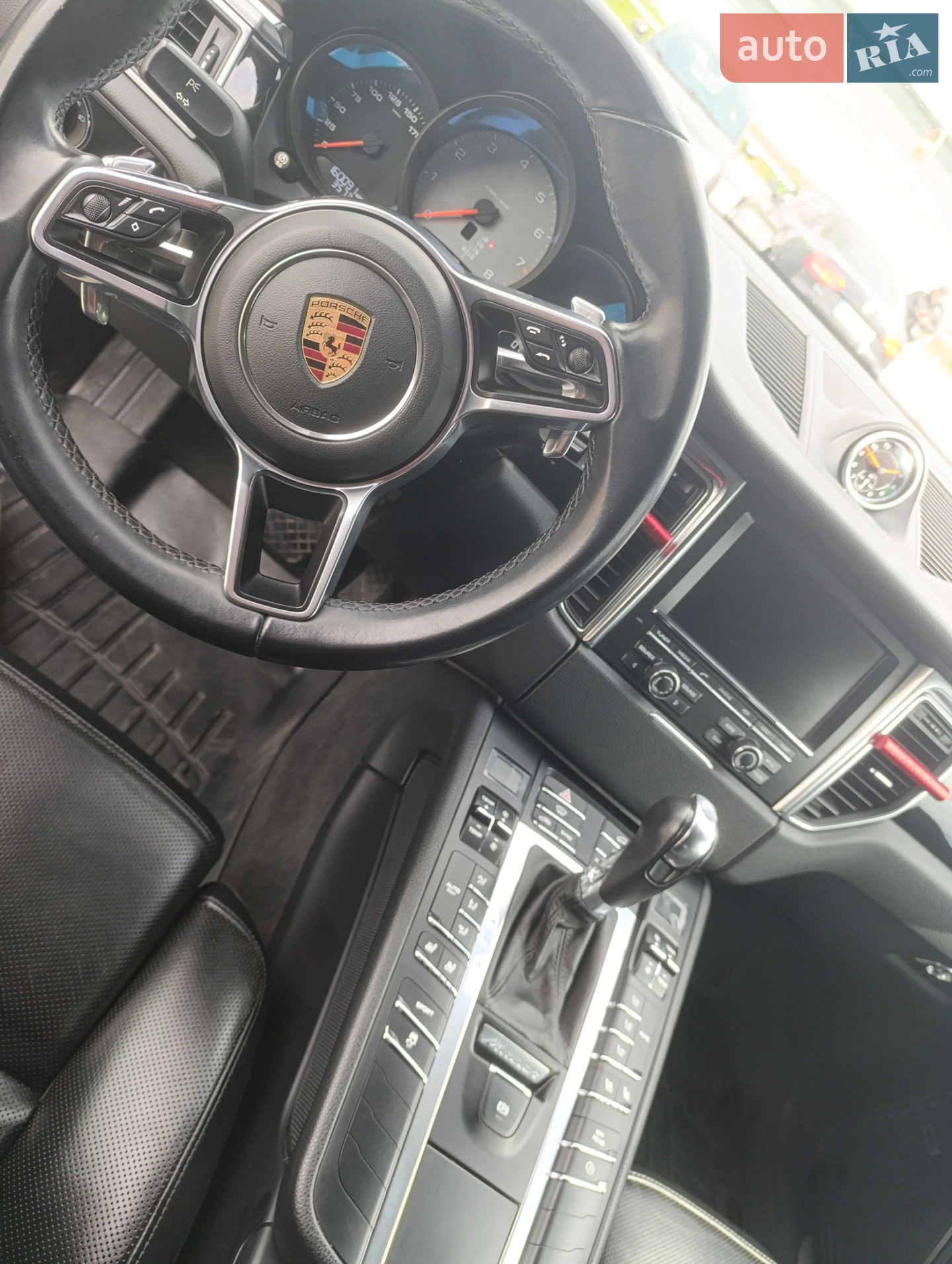 2015 Porsche Macan - мініатюра 13