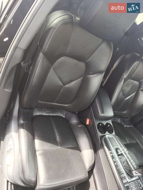 Внедорожник / Кроссовер Porsche Macan 2015 в Киеве фото 18 Внедорожник / Кроссовер Porsche Macan 2015 в Киеве