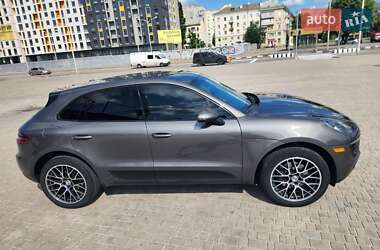 Внедорожник / Кроссовер Porsche Macan 2018 в 